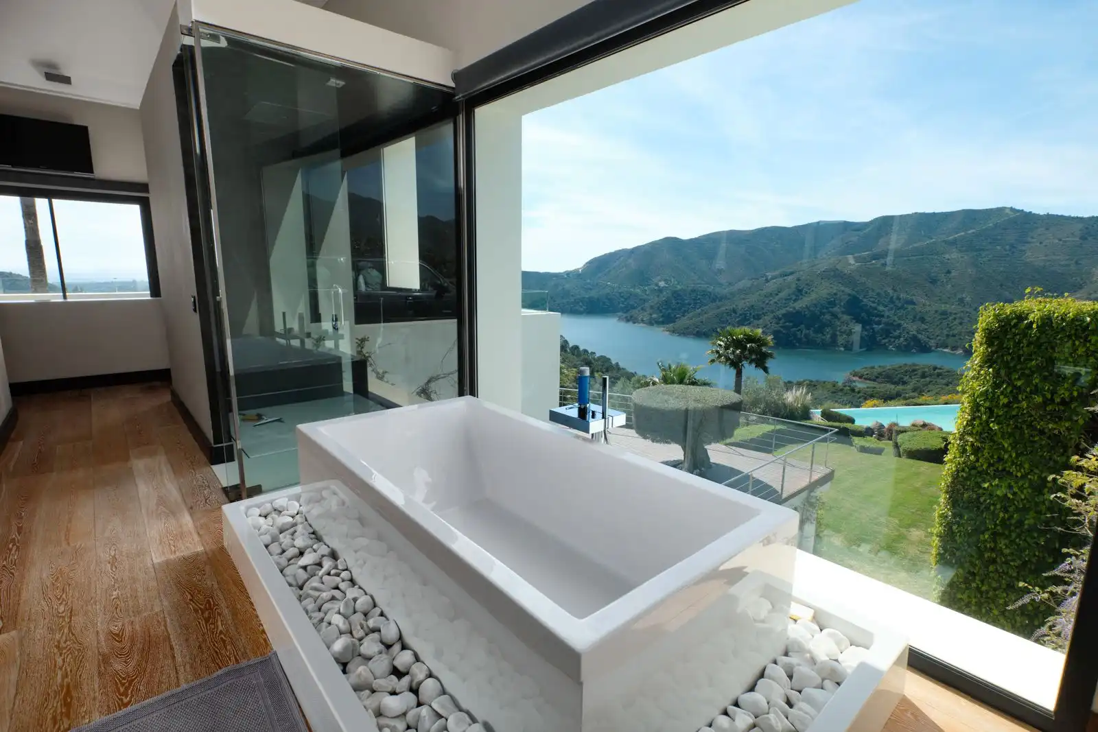 Baño de Casa o chalet en venta en Istán con Aire acondicionado, Jardín privado y Terraza