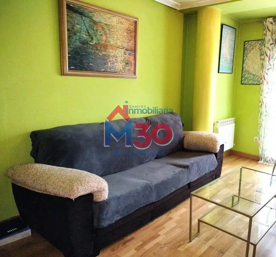 Dormitori de Apartament en venda en Miranda de Ebro amb Calefacció, Parquet i Traster