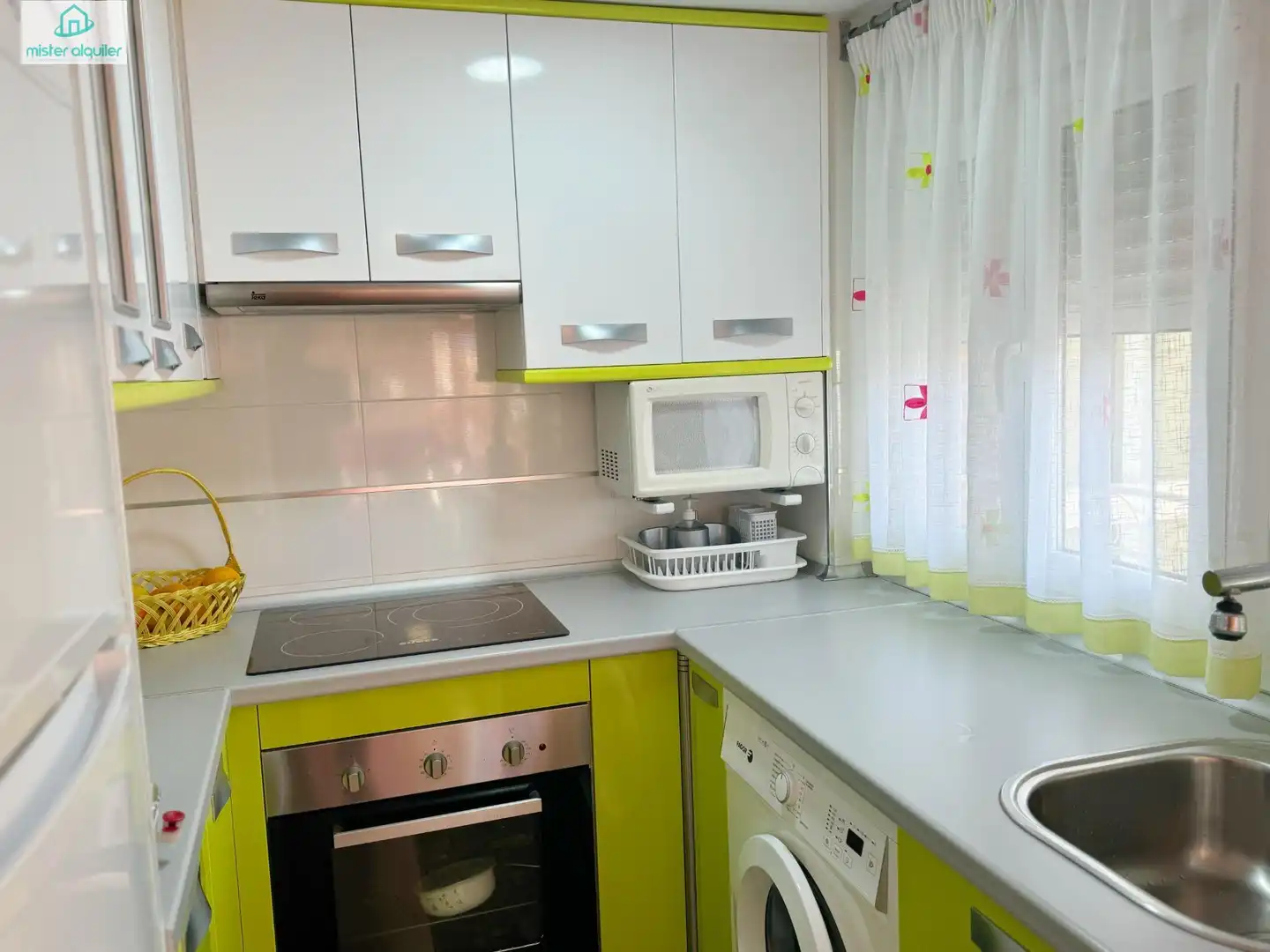 Kitchen of Apartments for rent in Benidorm  with Air Conditioner, Heating and Private garden