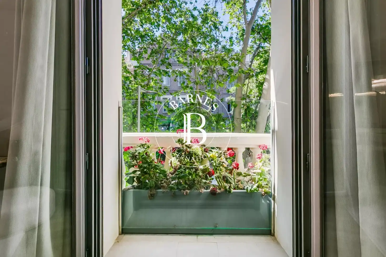 Flat with pool for sale in Chamberí, imagen 3