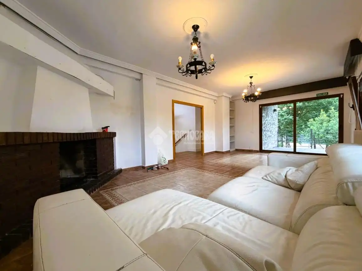 Casa amb piscina en venda a Camarma de Esteruelas, imagen 10