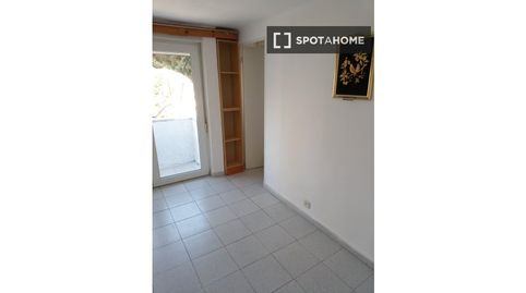 Foto 5 de Habitación en Simancas, Madrid Capital