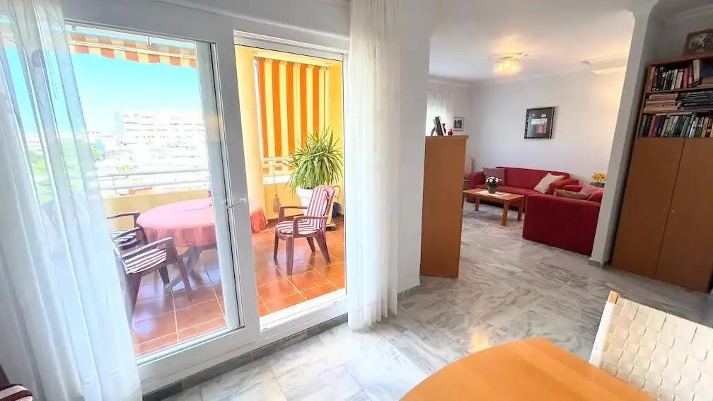 Sala de estar de Ático en venta en Benalmádena con Aire acondicionado, Calefacción y Terraza