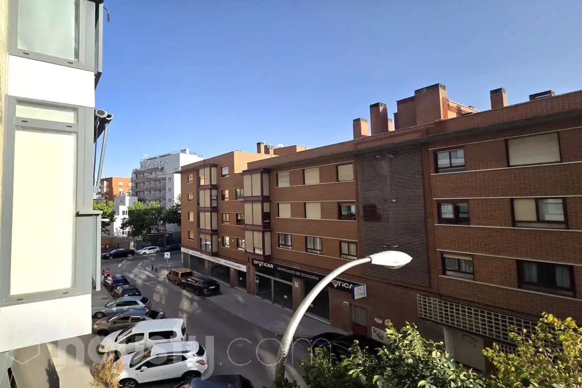 Exterior view of Flat for rent in Madrid  with Air Conditioner, Heating and Storage room