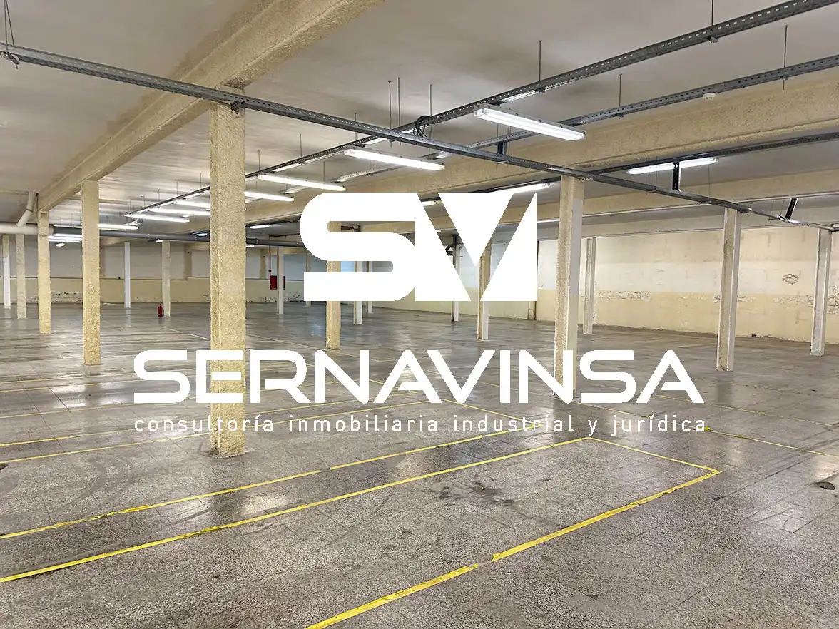 Parking de Nave industrial de alquiler en Sabadell