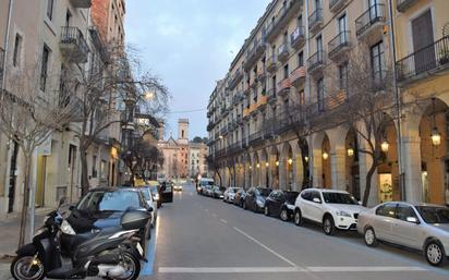 Exterior view of Premises to rent in Girona Capital  with Air Conditioner