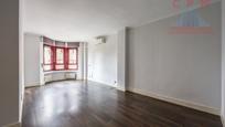 Bedroom of Flat to rent in  Madrid Capital  with Air Conditioner, Heating and Parquet flooring