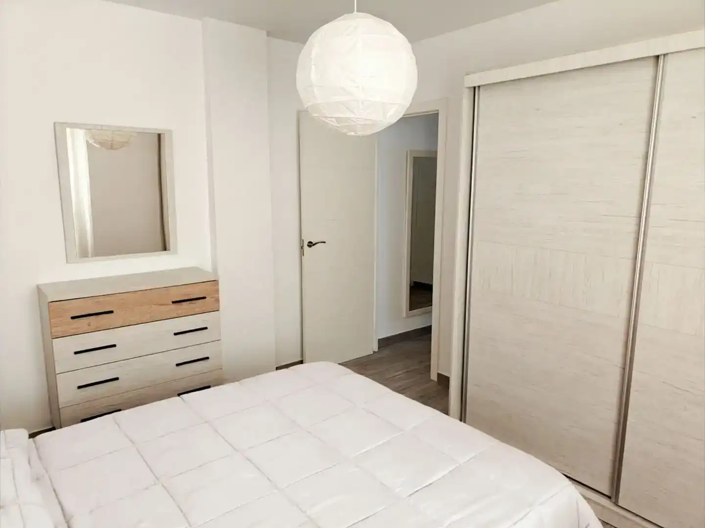 Habitación de Piso de alquiler en Garrucha con Aire acondicionado, Amueblado y Balcón
