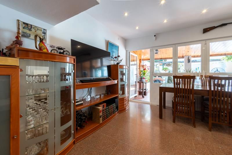 Living room of Single-family semi-detached for sale in  Madrid Capital  with Heating, Storage room and Furnished