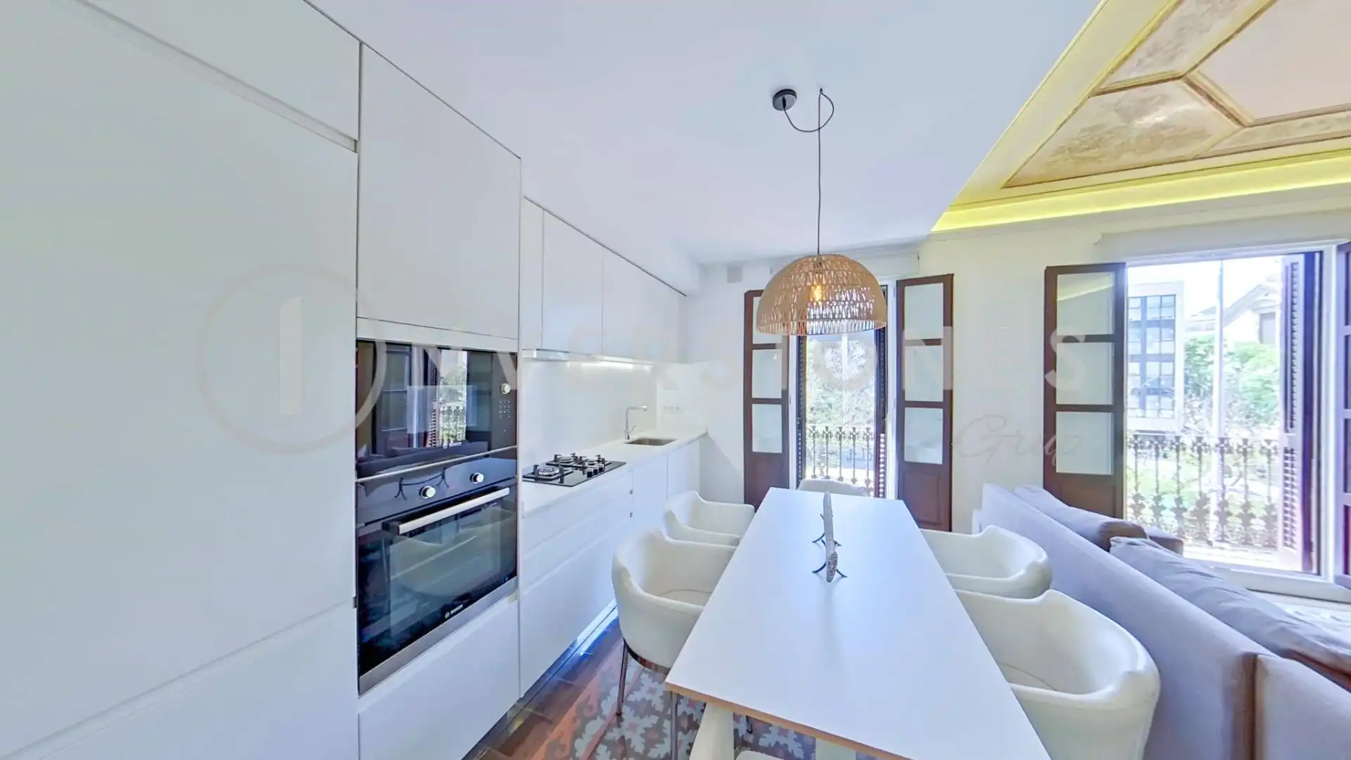 Cocina de Apartamento de alquiler en Barcelona con Aire acondicionado, Calefacción y Terraza