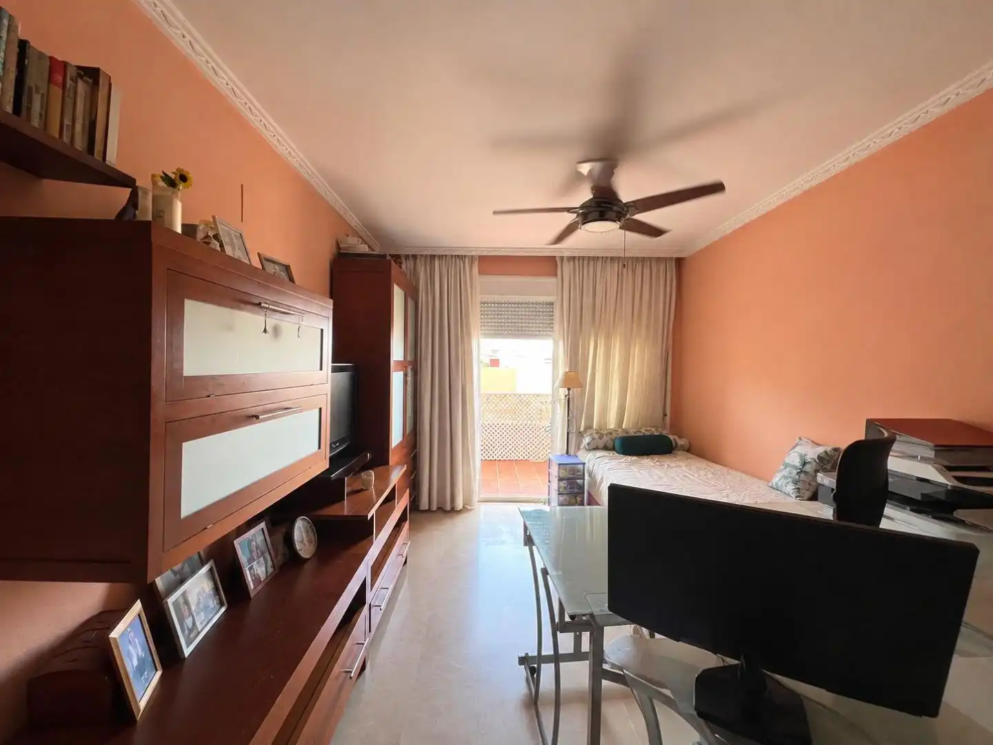 Wohnzimmer von Wohnung zum Verkauf in Marbella mit Klimaanlage, Terrasse und Balkon