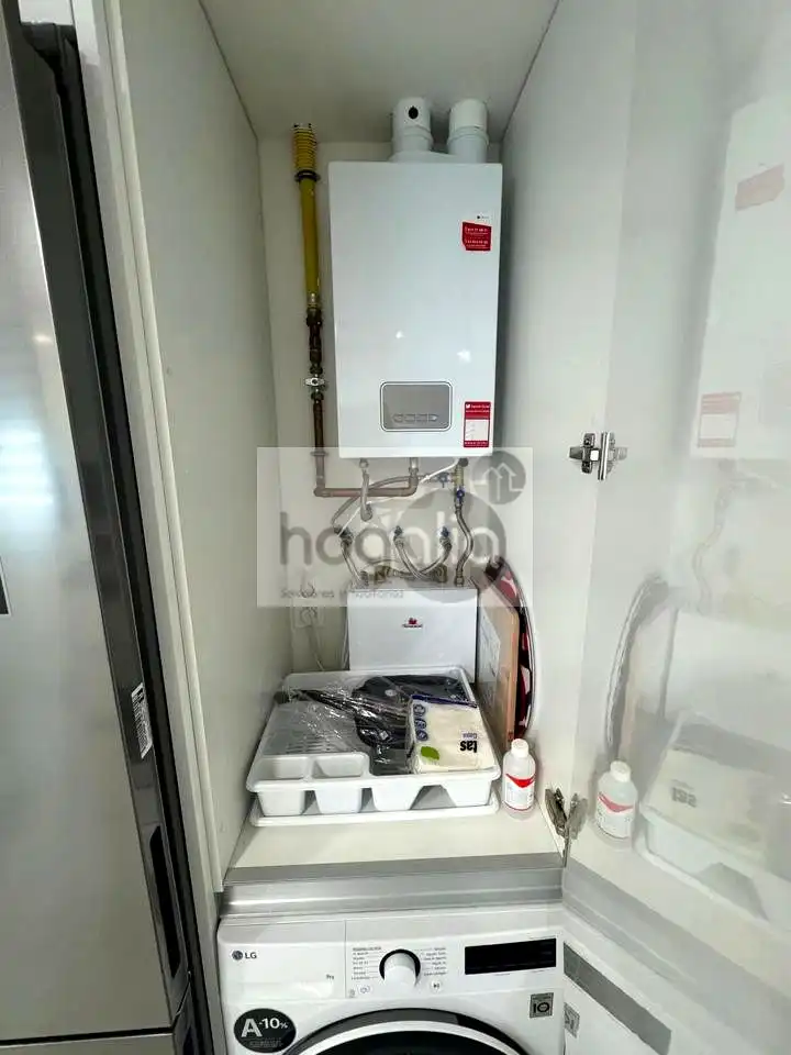 Wohnung zur Miete in Sevilla mit Klimaanlage, Heizung und Terrasse