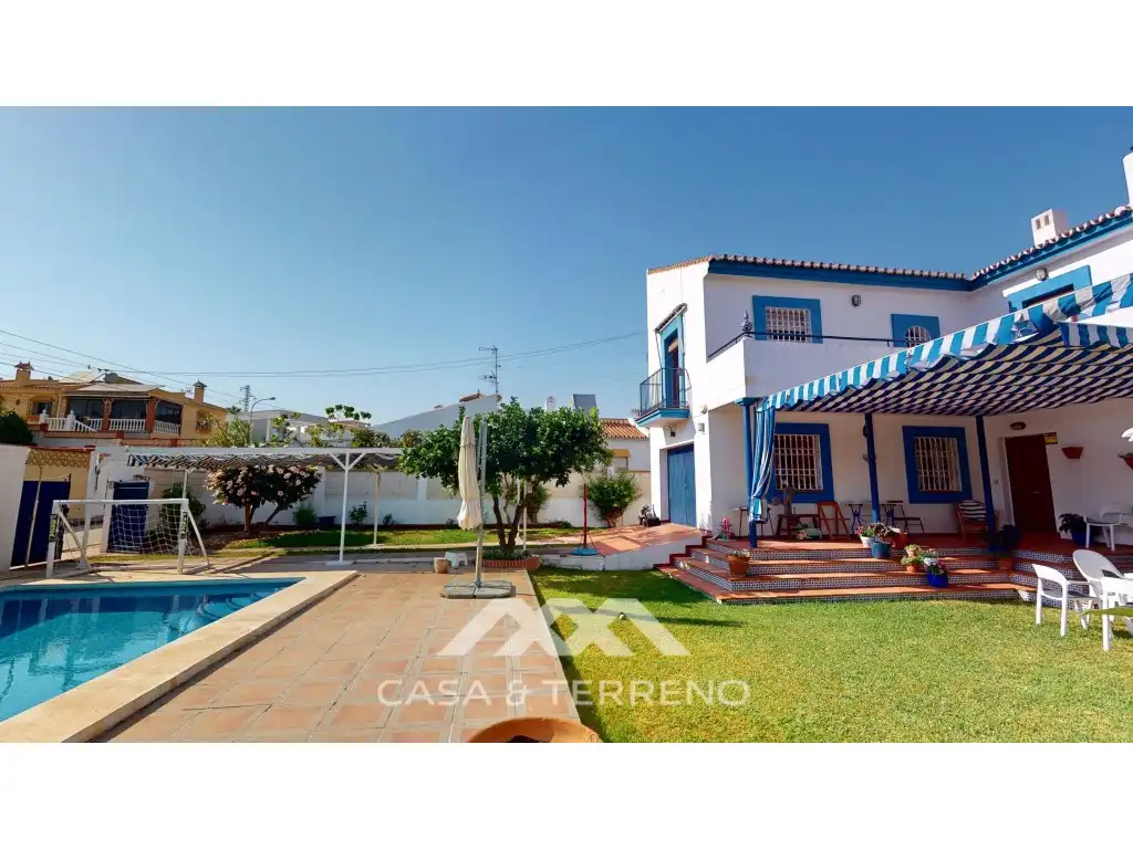 Detached house with terrace for sale in Calle Almadrabas (El Cañuelo), imagen 3