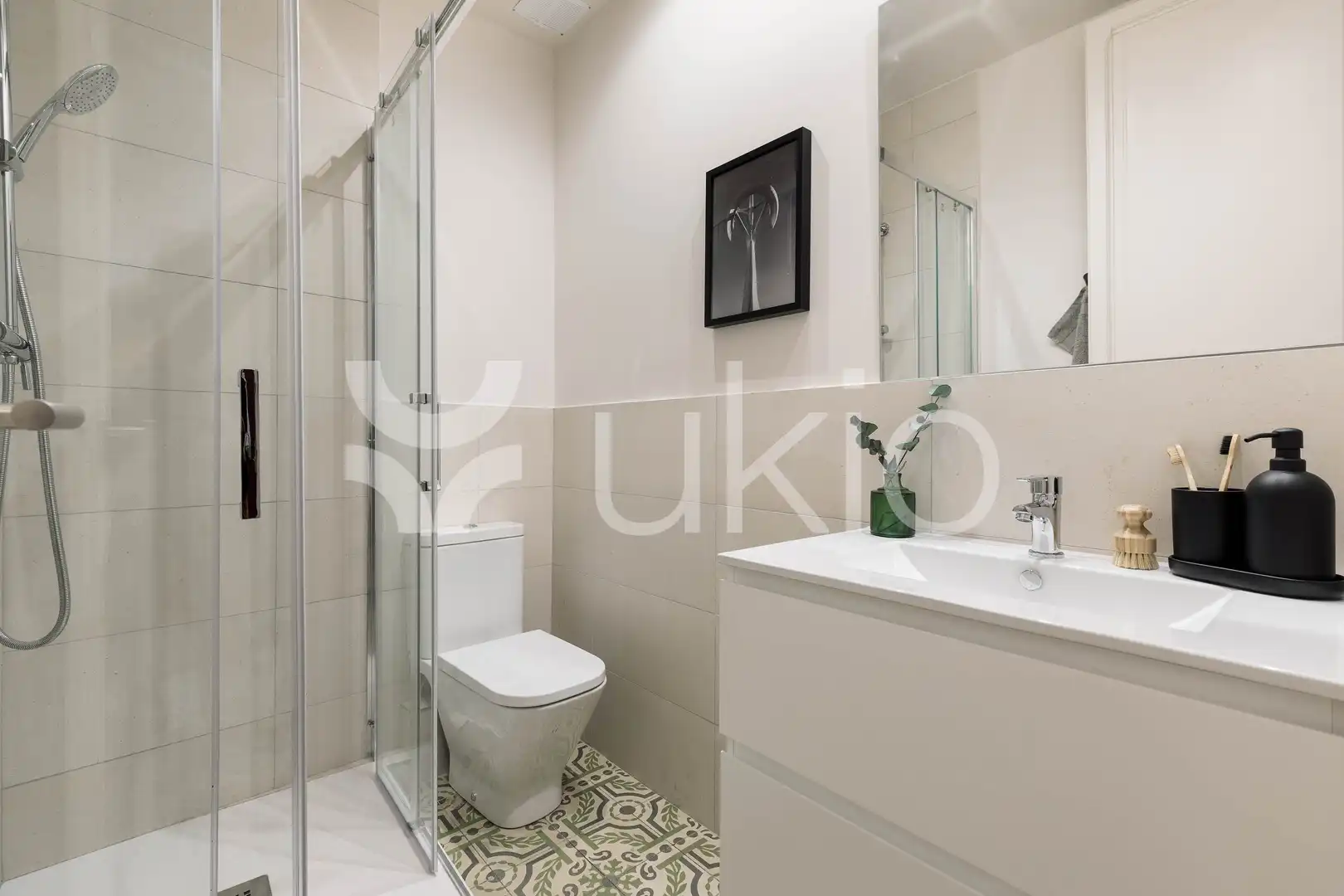 Baño de Apartamento de alquiler en Barcelona con Aire acondicionado, Calefacción y Terraza