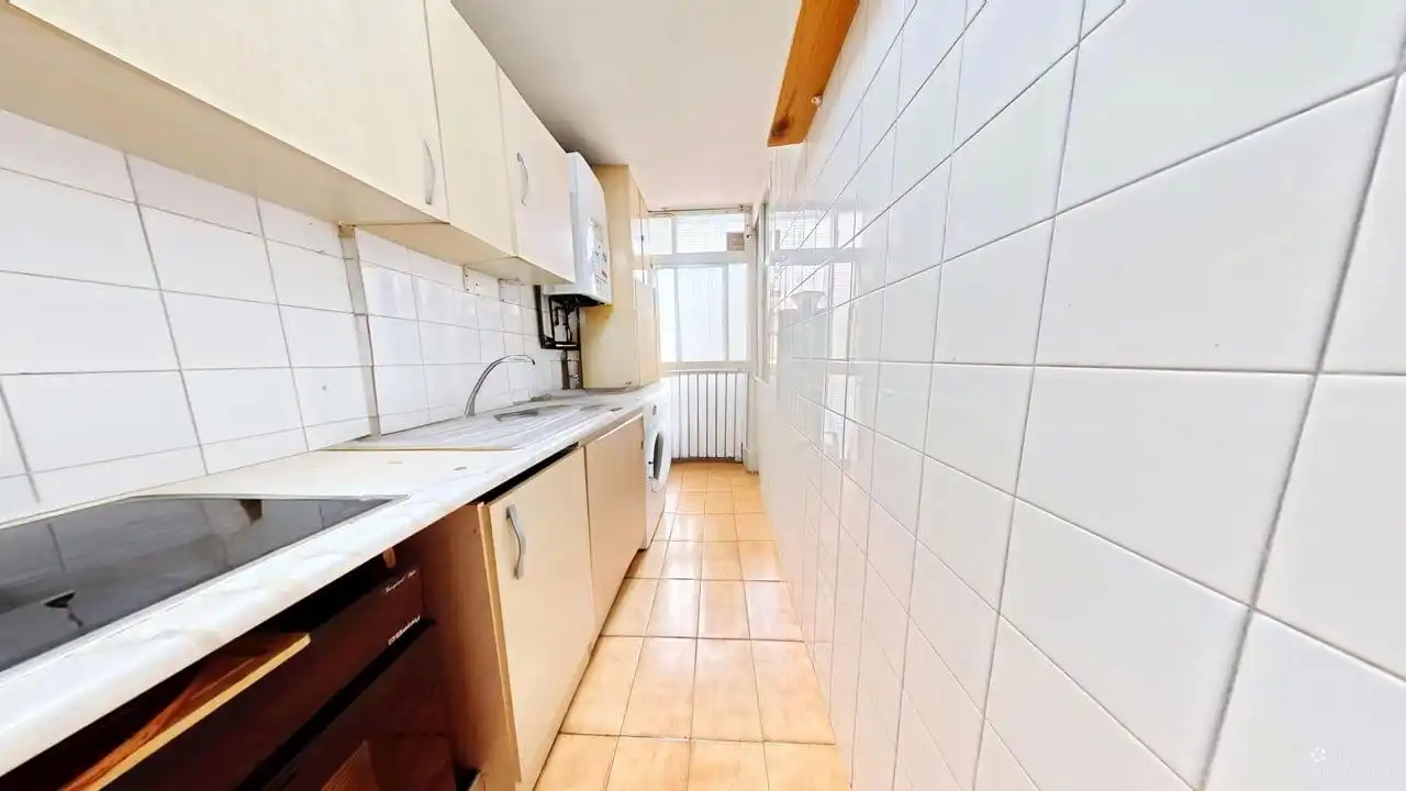 Cocina de Piso en venta en Madrid con Calefacción y Amueblado