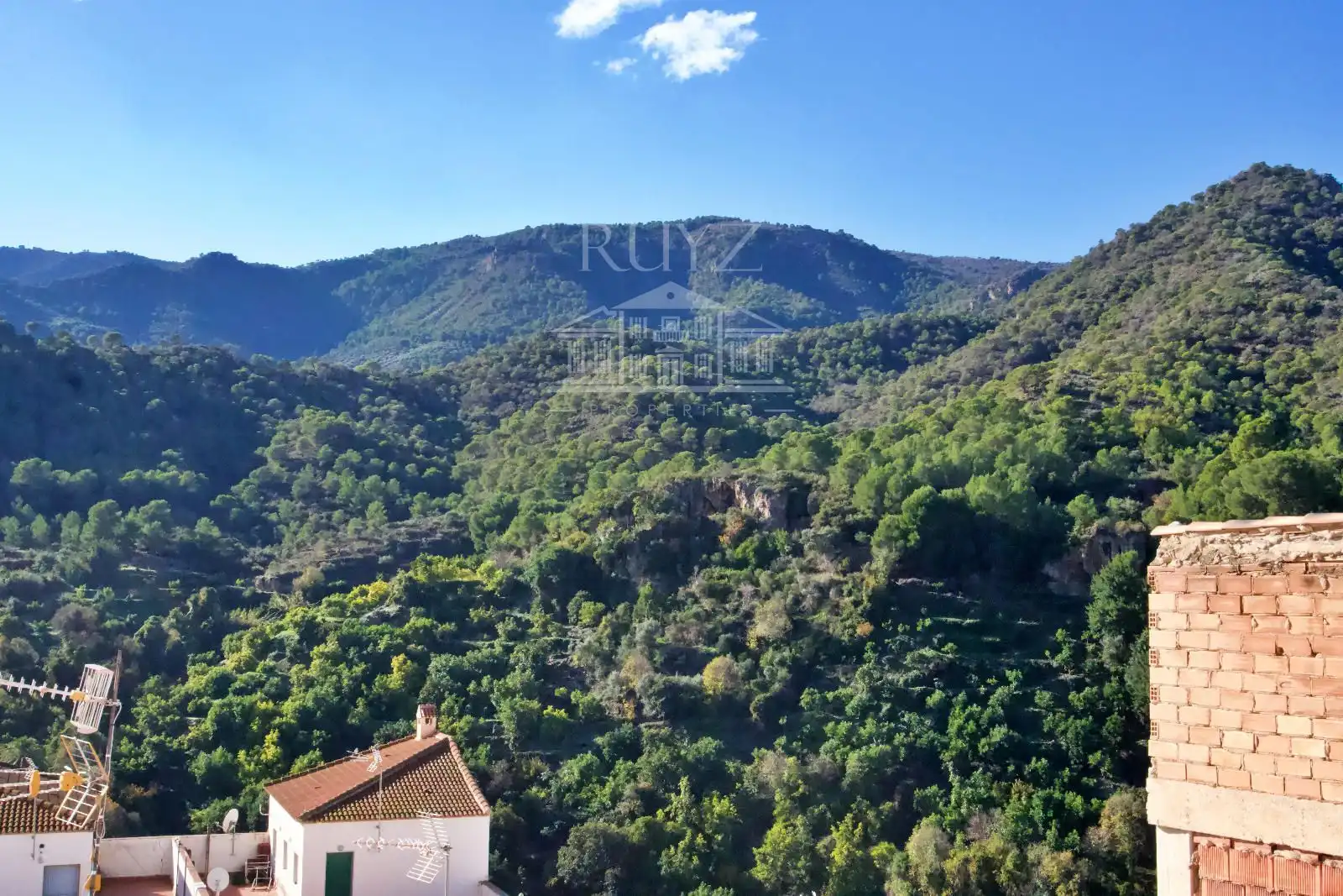Vista exterior de Casa o xalet en venda en Los Guájares amb Terrassa i Moblat