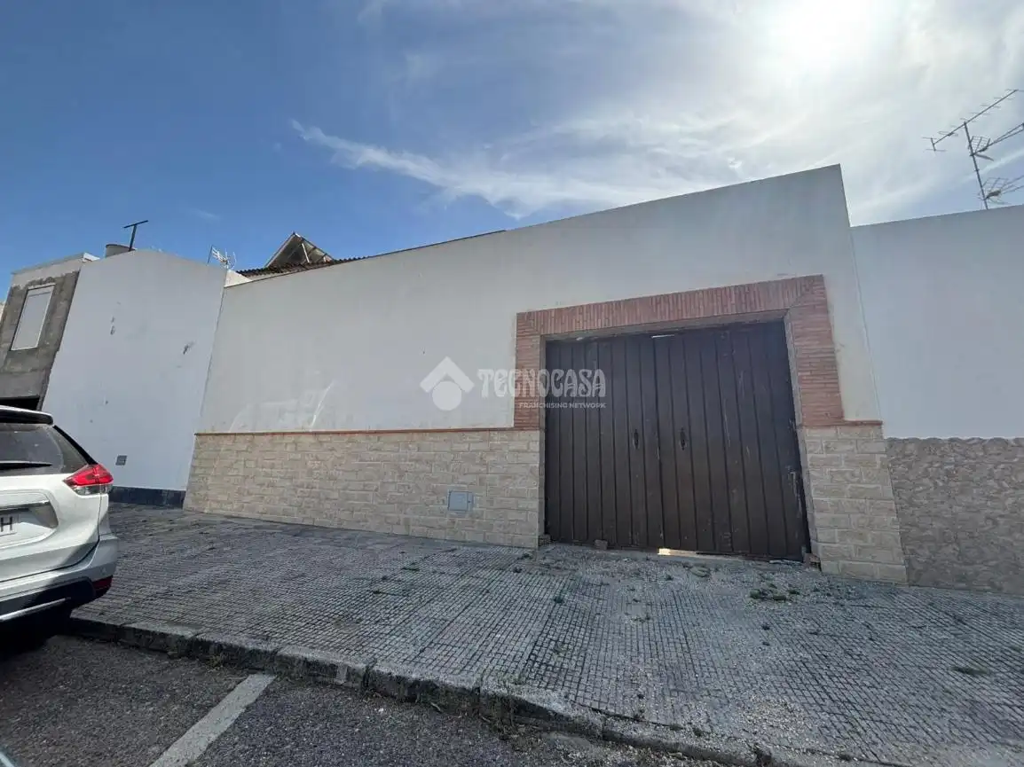 Vista exterior de Casa adosada en venda en Cañada Rosal