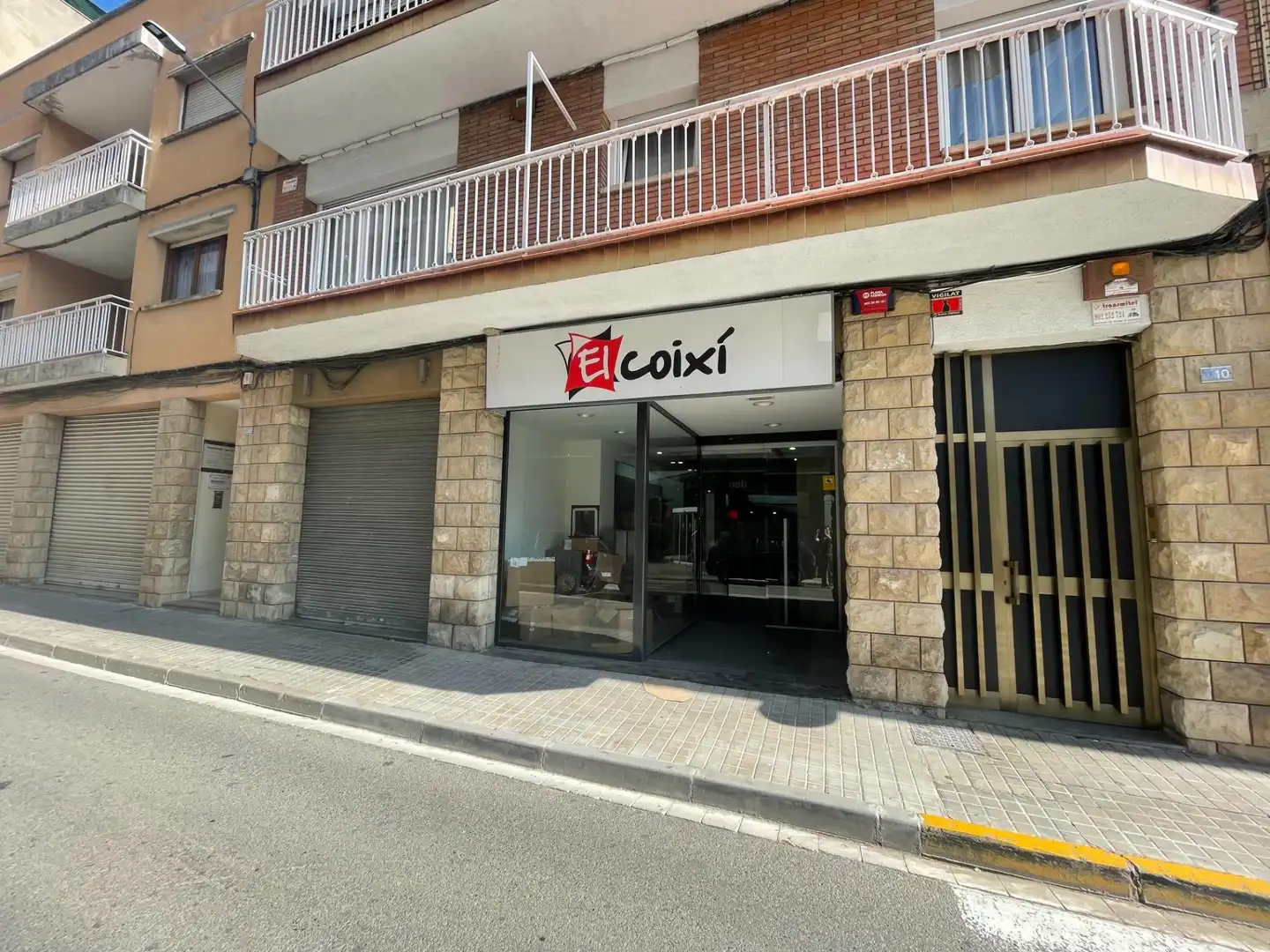 Local comercial de lloguer a Santa Margarida de Montbui