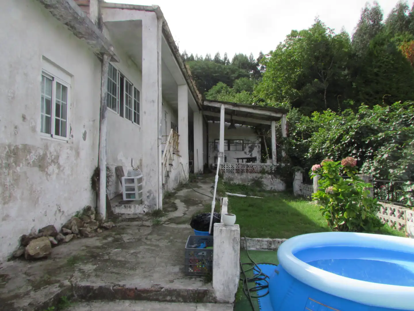 Piscina de Casa o xalet en venda en Ferrol amb Jardí privat, Traster i Rentadora