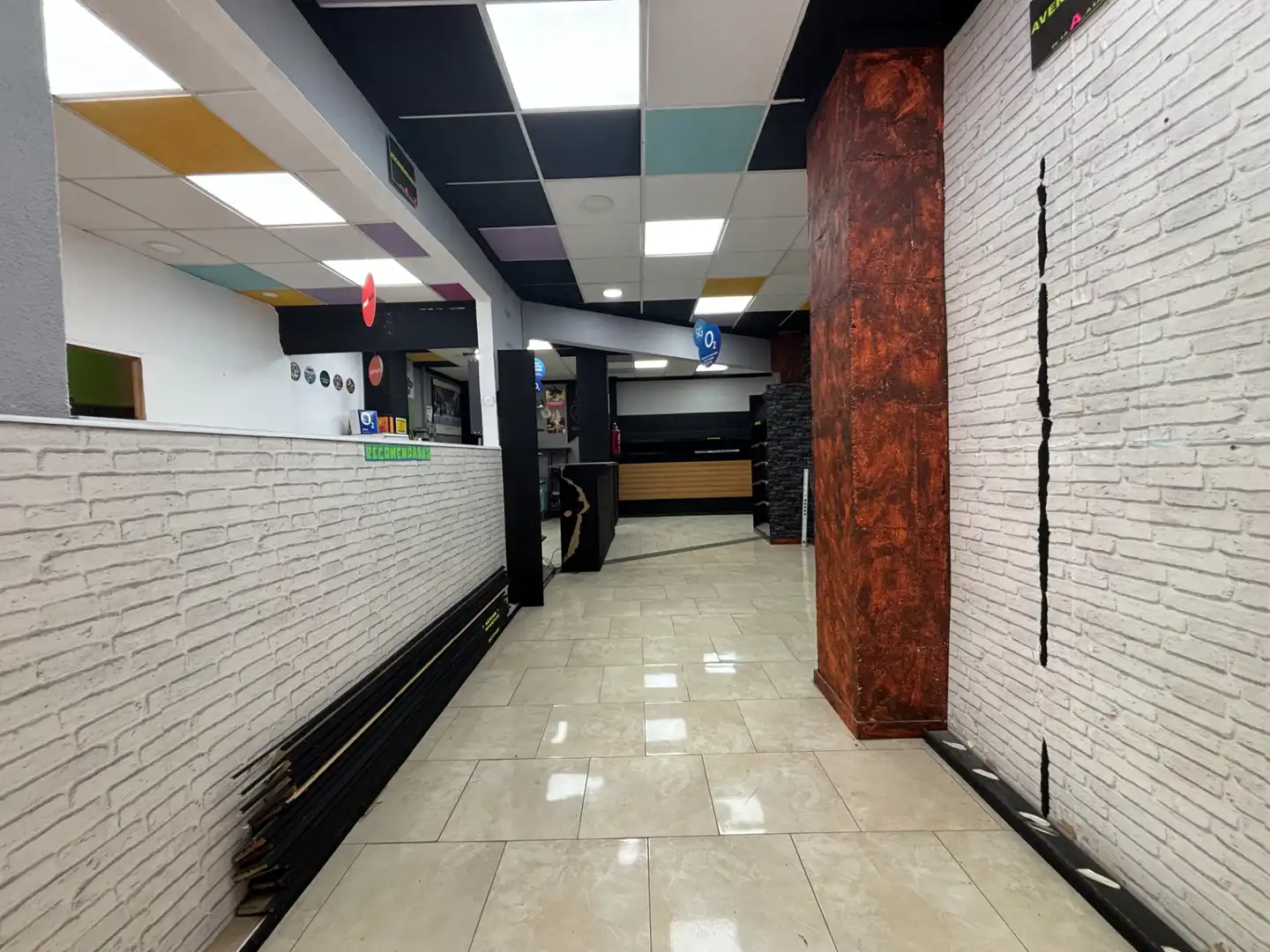Local comercial en venda a Avinguda de Chatellerault, imagen 17