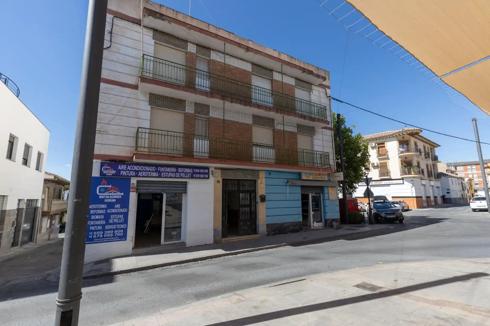 Exterior view of Buildings for sale in La Zubia