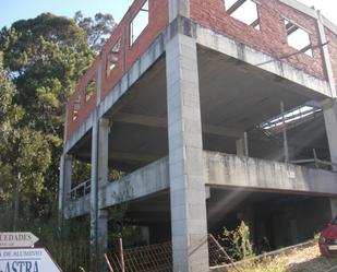 Vista exterior de Nau industrial en venda en Vigo 