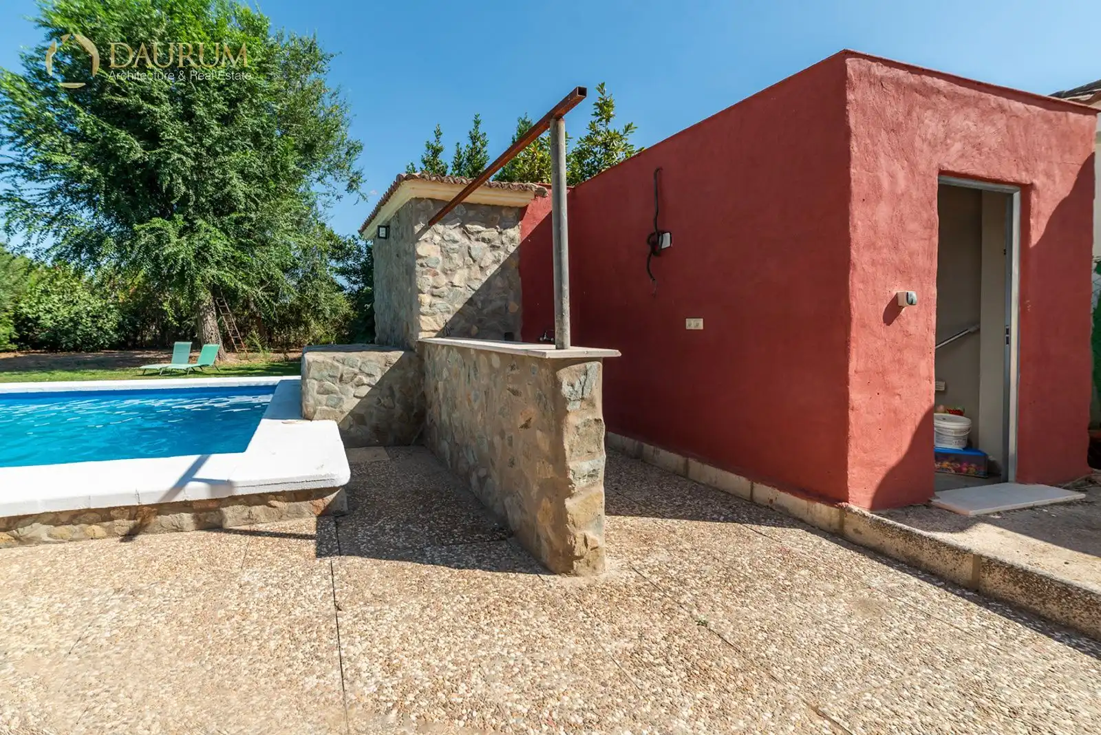 Piscina de Casa o xalet en venda en La Rinconada amb Aire condicionat, Calefacció i Piscina