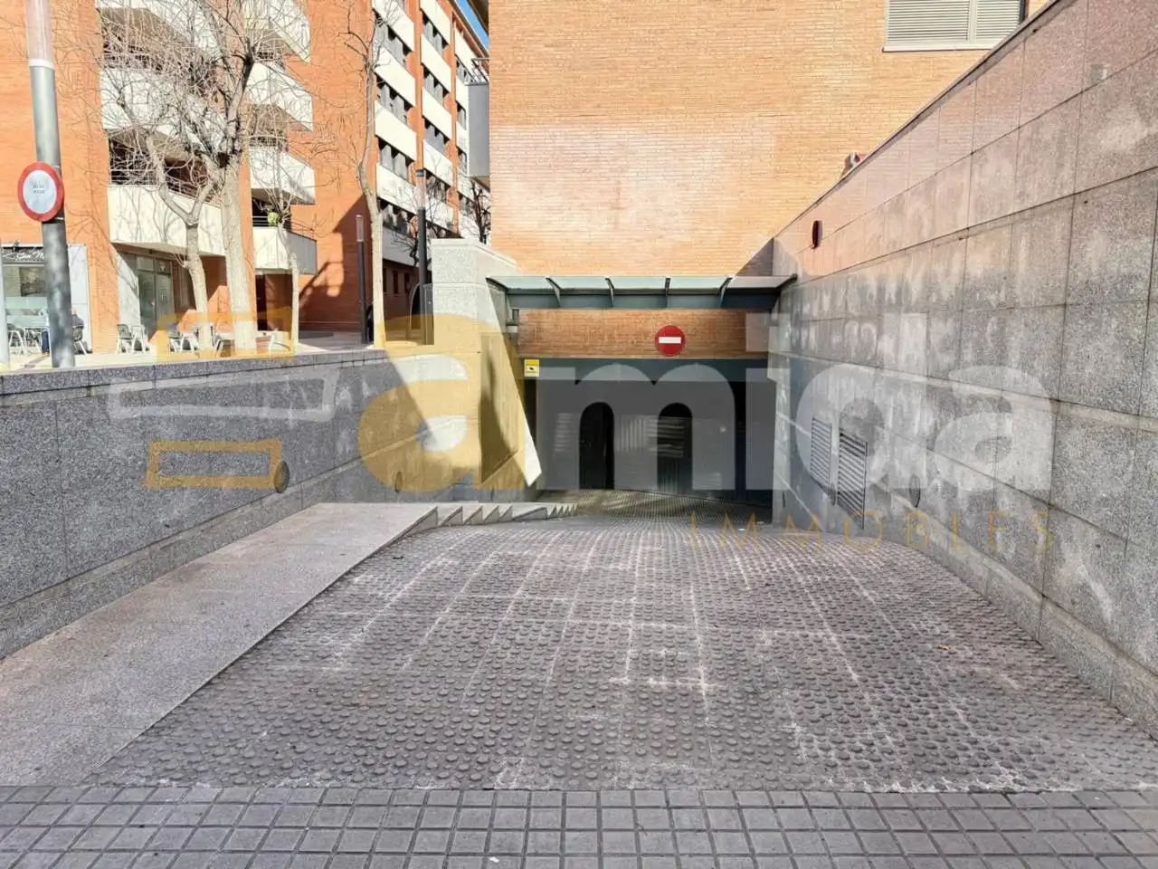 Einzelparkplatz zum Verkauf in Centre - Sant Oleguer, imagen 2