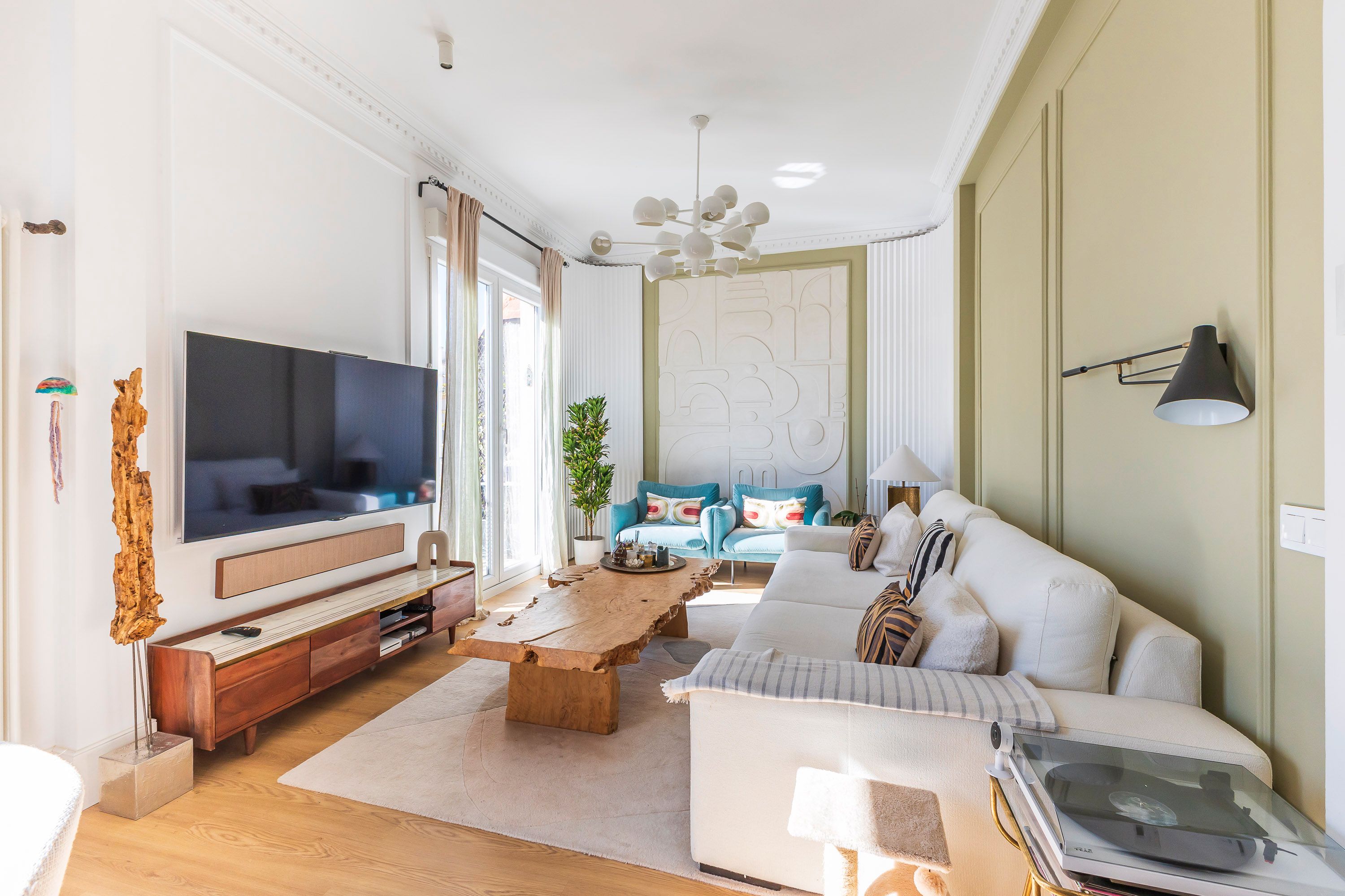 Living room of Apartment for sale in  Madrid Capital  with Air Conditioner, Heating and Terrace