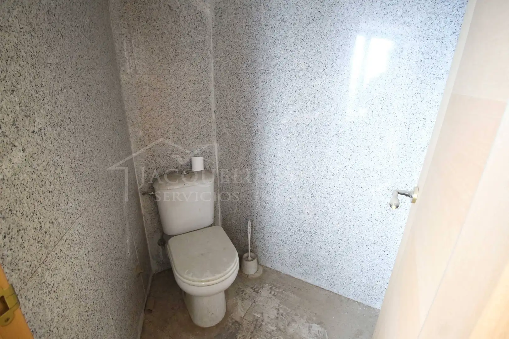 Nave industrial en venta en Pintores - Ferial
