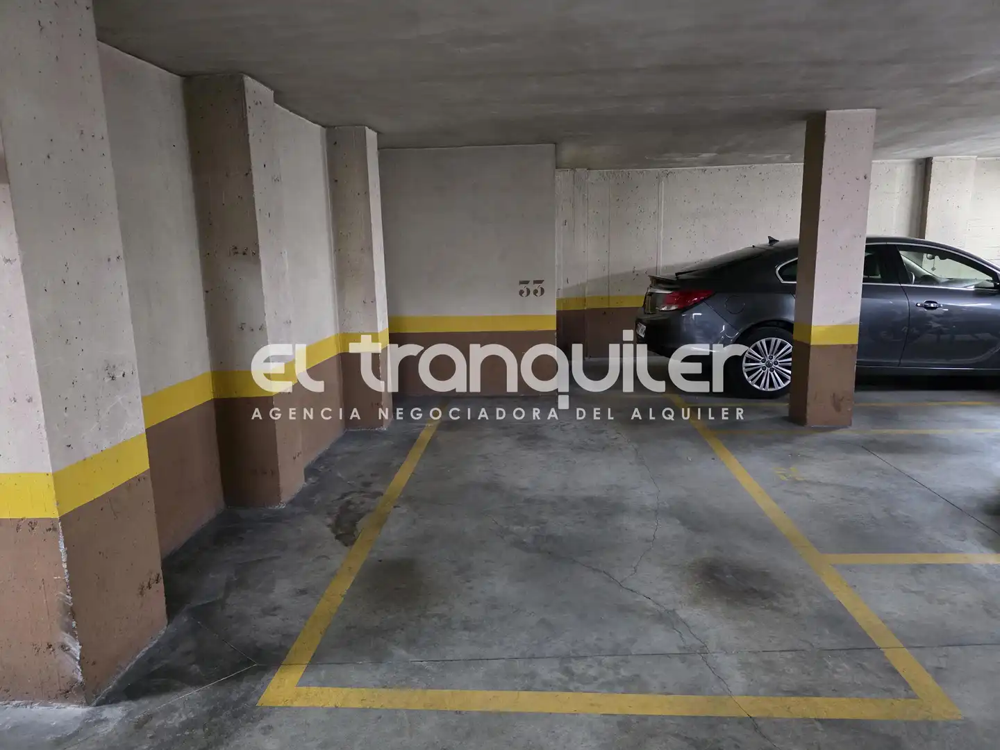 Aparcament de Pis de lloguer en Madrid amb Aire condicionat, Parquet i Piscina