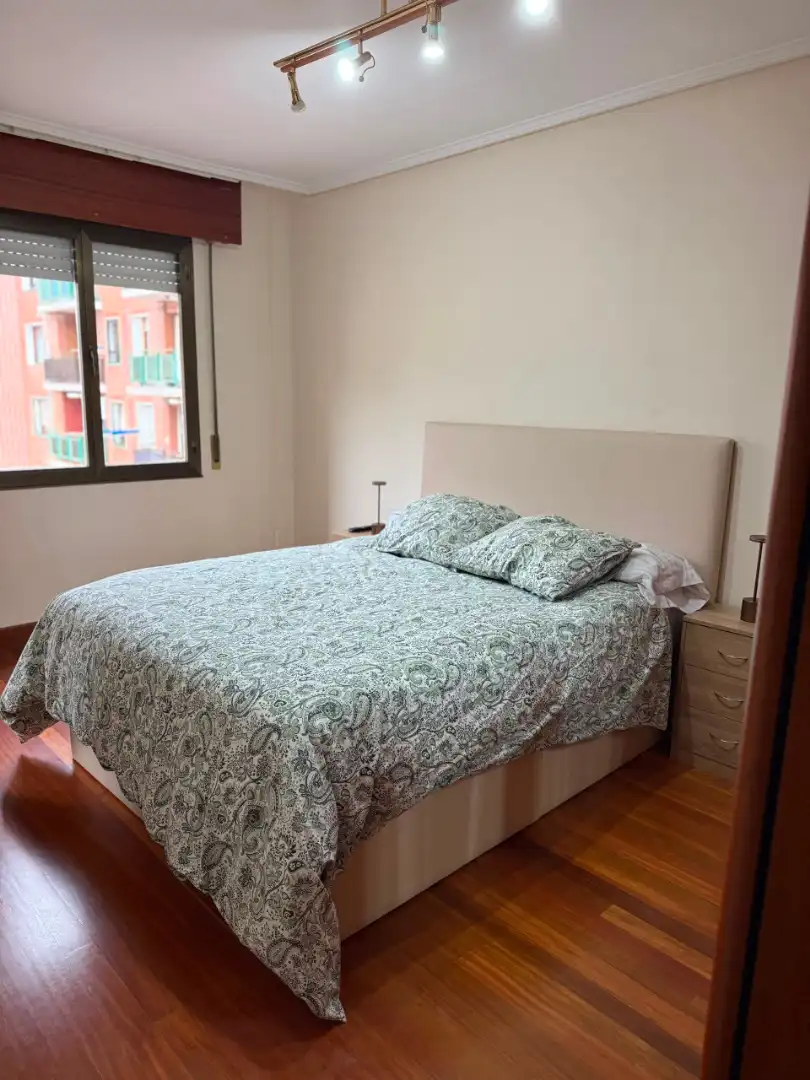 Habitación de Piso en venta en Barakaldo  con Calefacción, Parquet y Amueblado