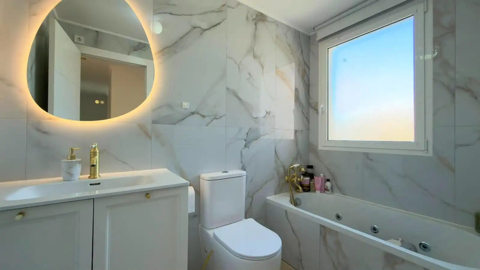 Bathroom of Detached homes for sale in Sant Joan d'Alacant  with Air Conditioner, Terrace and Alarm