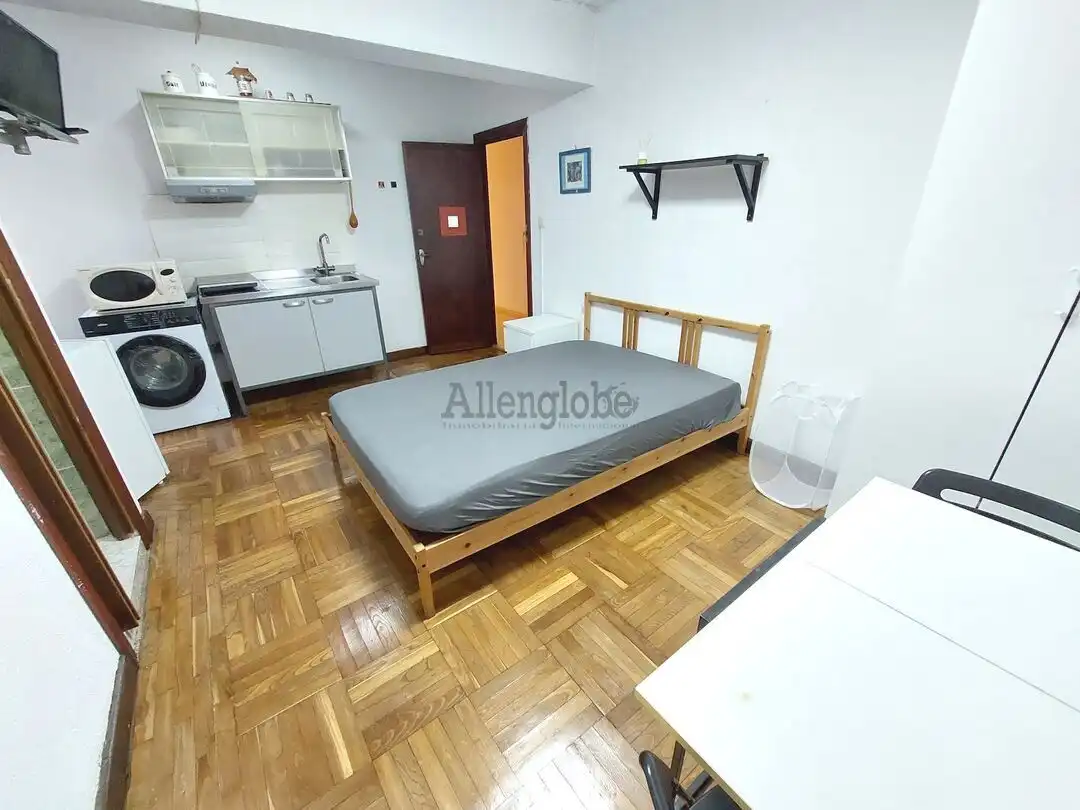 Flat with lift to rent in Calle Manuel García Conde, imagen 2