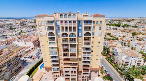 GRAN APARTAMENTO EN TORREVIEJA, 2 HAB, 2 BAÑOS