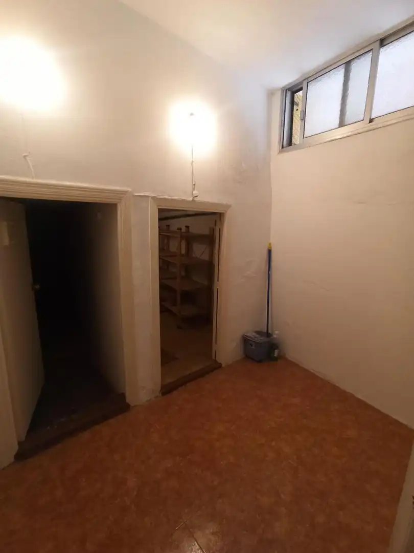 Garage for sale in Rodrigo de Triana, Triana Casco Antiguo