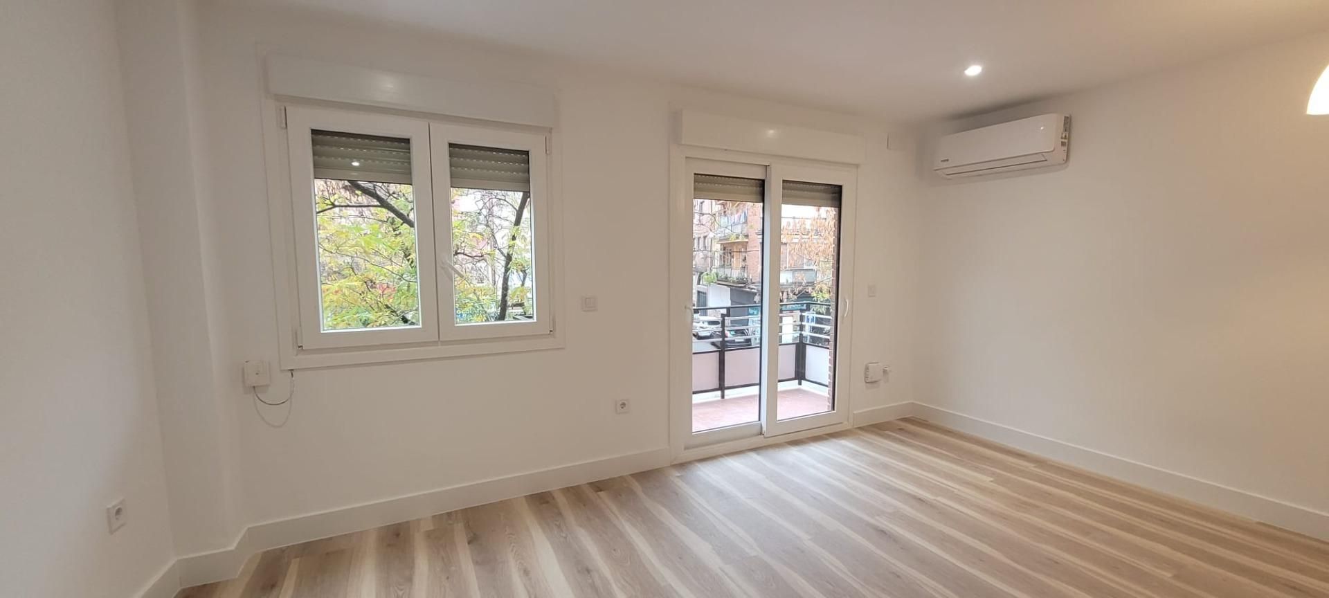 Bedroom of Flat for sale in  Madrid Capital  with Terrace