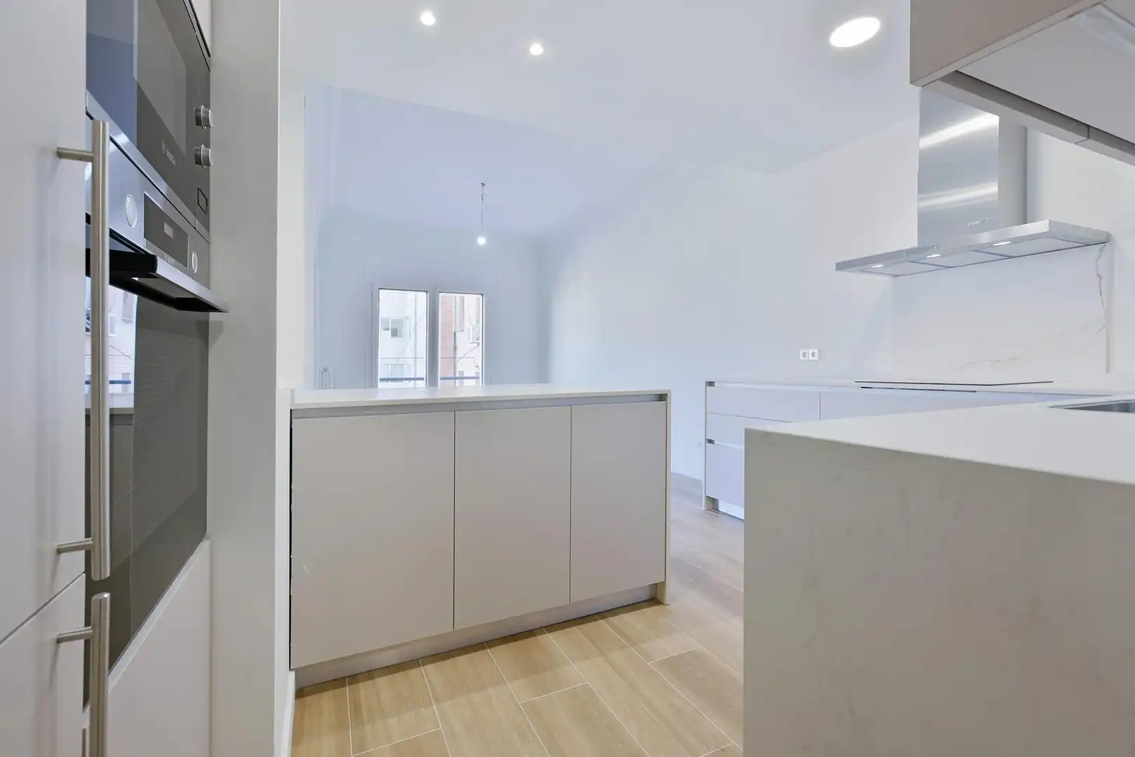 Kitchen of Flat for rent in Barcelona  with Air Conditioner, Heating and Parquet flooring