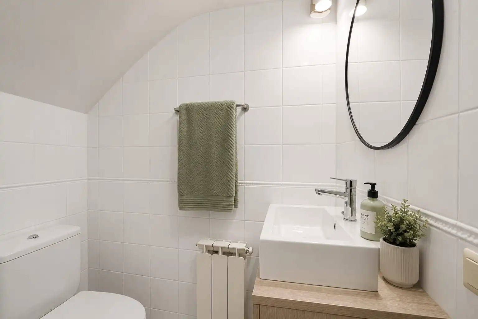 Baño de Casa adosada en venta en Girona con Terraza y Alarma
