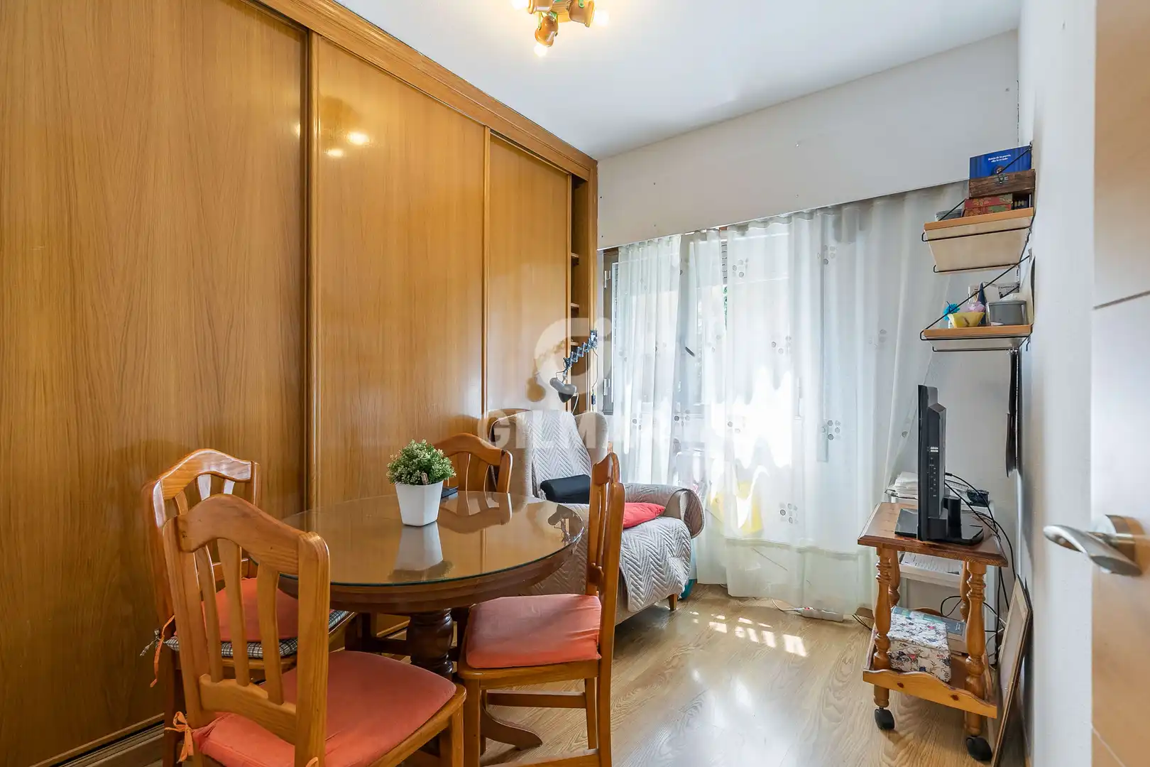 Habitación de Piso en venta en Madrid con Calefacción, Jardín privado y Piscina