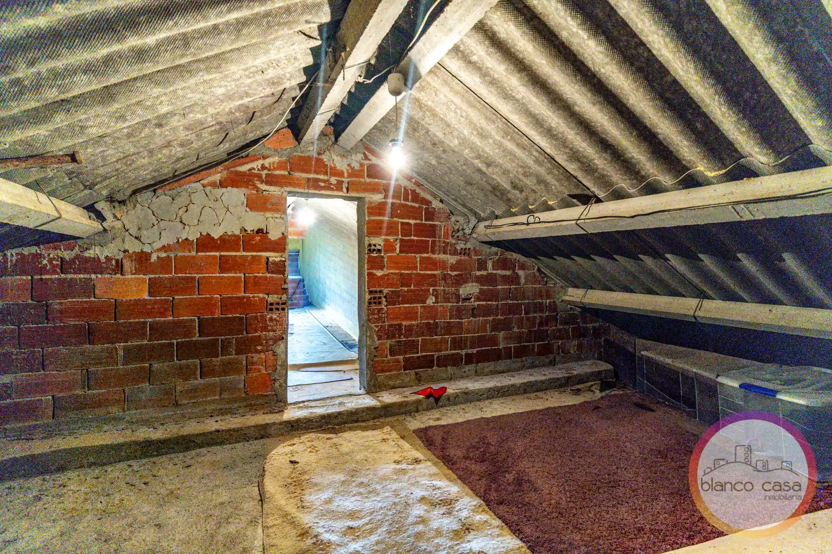 Casa o xalet en venda en Carballo amb Jardí privat i Traster