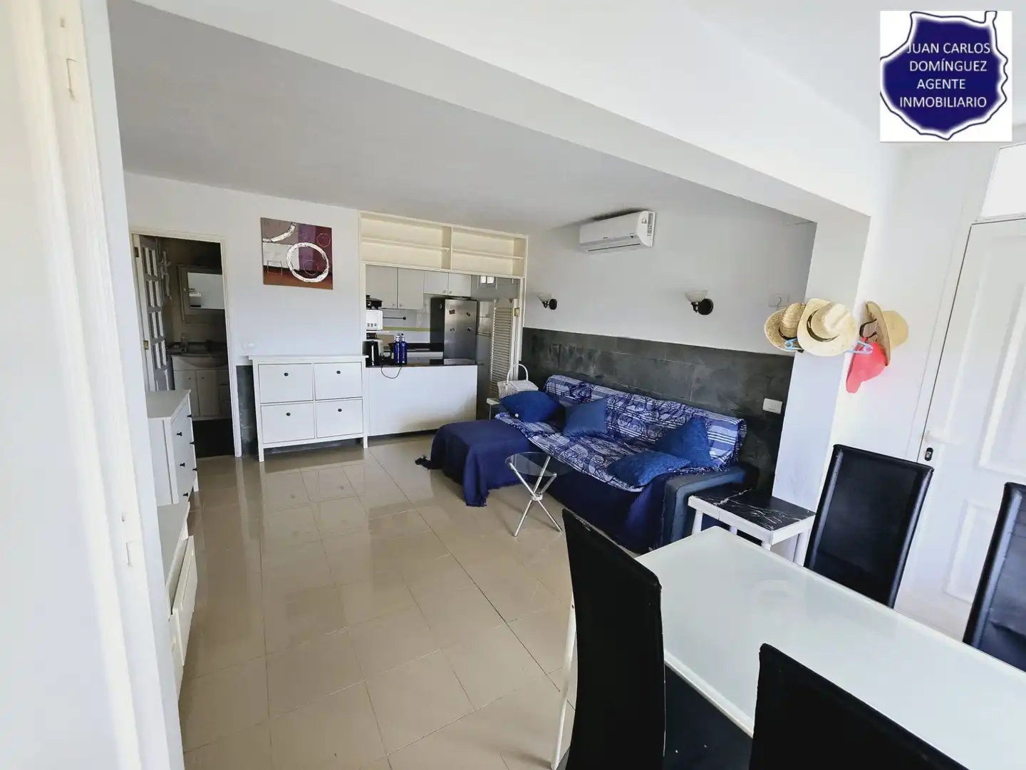 Sala d'estar de Casa o xalet de lloguer en San Bartolomé de Tirajana amb Aire condicionat, Jardí privat i Terrassa
