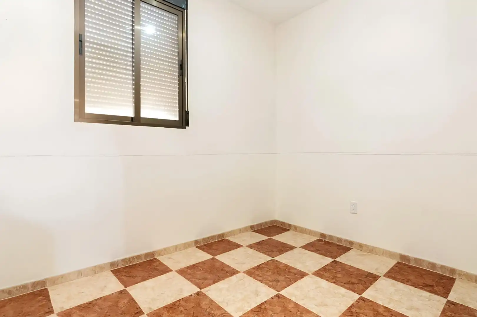Dormitori de Edifici en venda en Motril