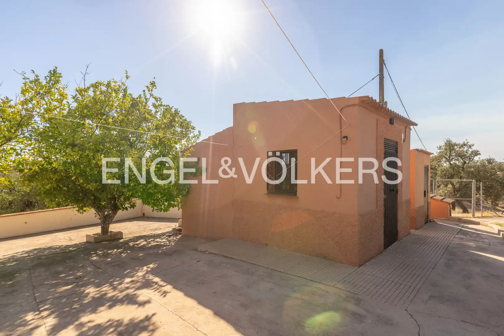 Exterior view of Country homes for sale in Calañas, Huelva
