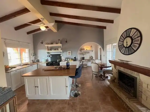 Country house with pool for sale in Dolores, imagen 27