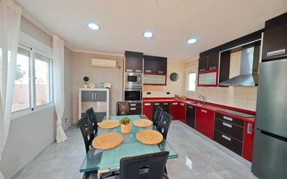 Kitchen of House or chalet for sale in Torrevieja  with Air Conditioner, Heating and Private garden