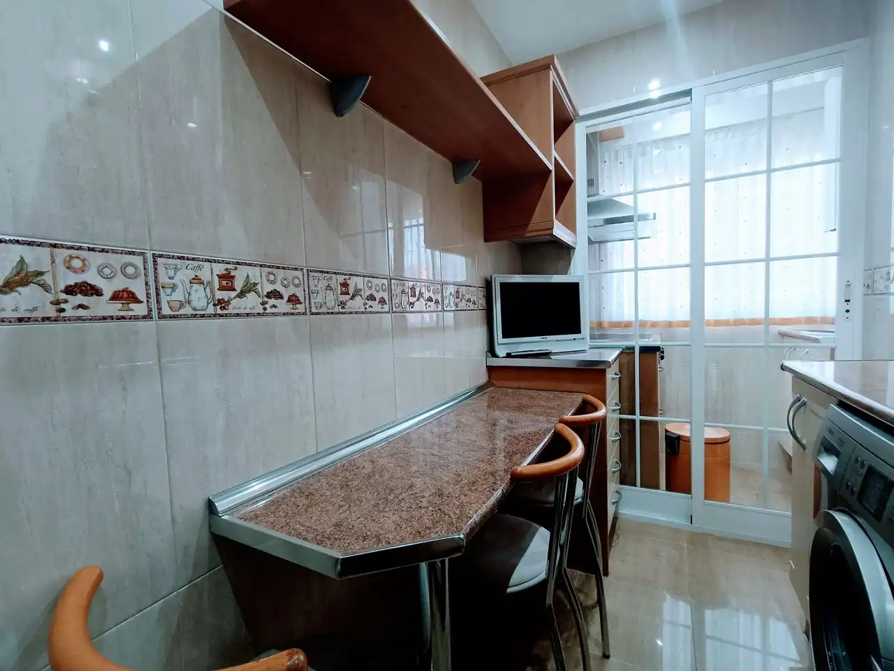 Küche von Wohnung zur Miete in Madrid mit Klimaanlage, Heizung und Parkett
