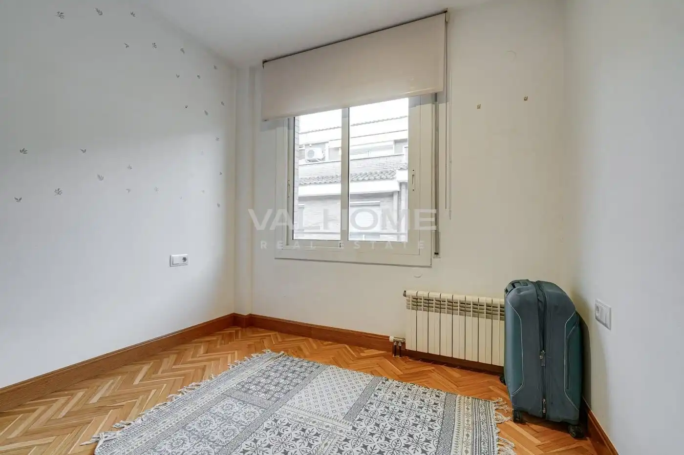 Schlafzimmer von Einfamilien-Reihenhaus zum Verkauf in Sant Cugat del Vallès mit Heizung, Privatgarten und Parkett