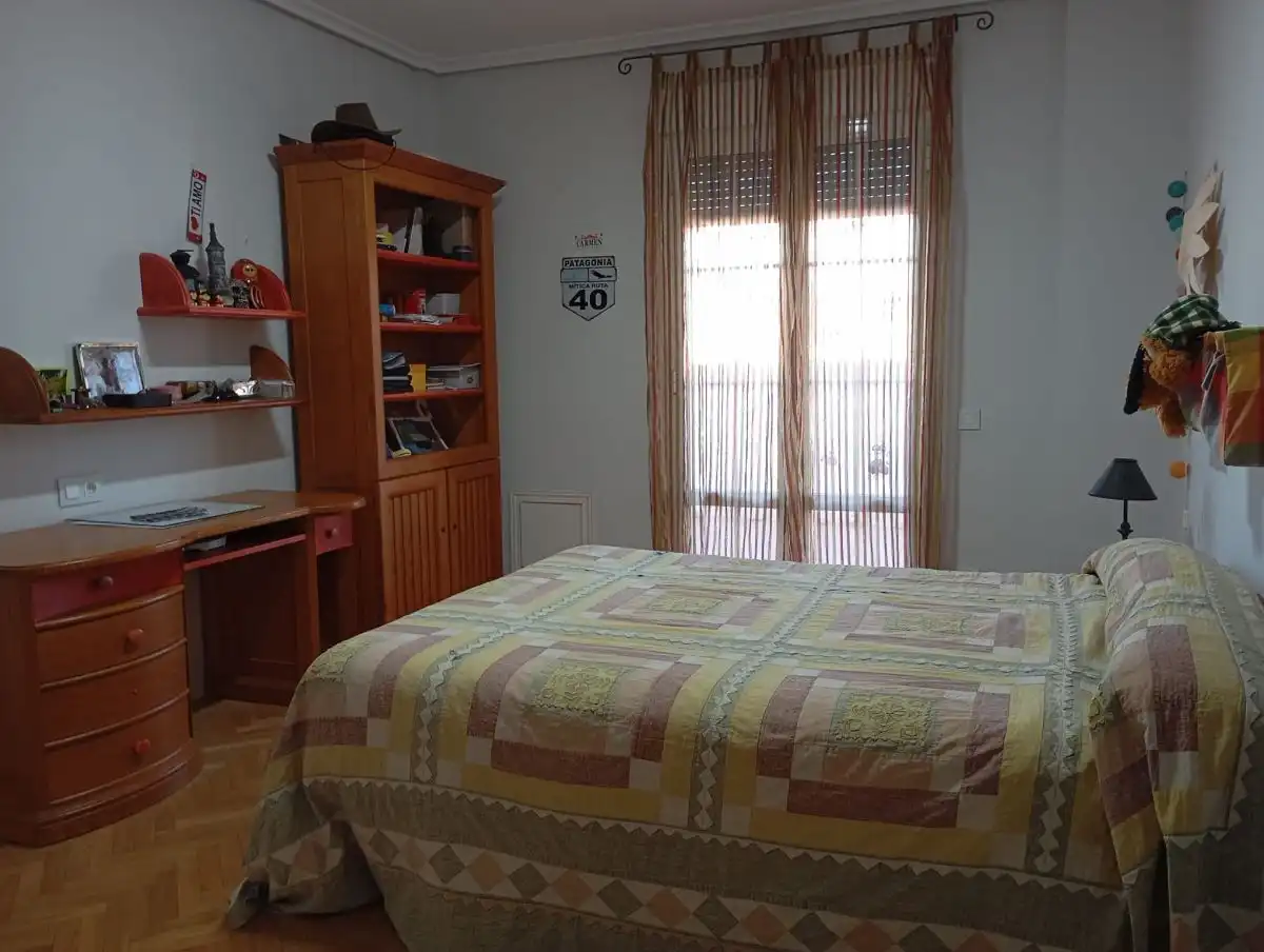 Schlafzimmer von Haus oder Chalet zum Verkauf in Valdepeñas mit Klimaanlage, Heizung und Terrasse