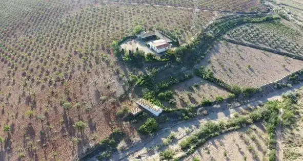 Finca rústica en venda en Huéneja
